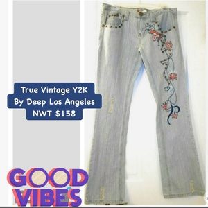 By Deep Los Angeles NWT/D $158 Designer Embroidered jeans JR L 7-9 Slim Cut